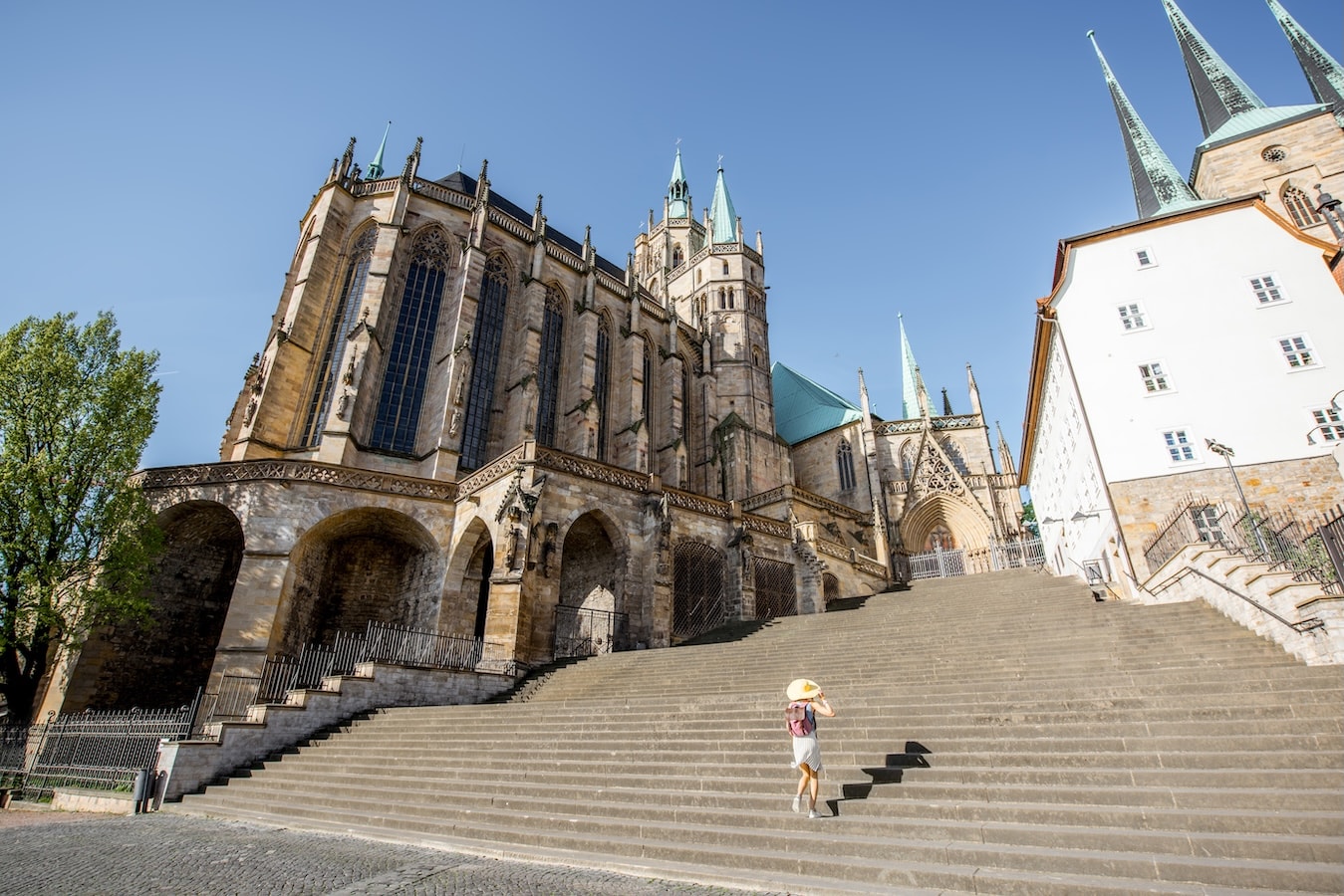 Domstufen und Mariendom in Erfurt als lokales Motiv für Landschaftsbau, Pflasterbau und Außenraumgestaltung